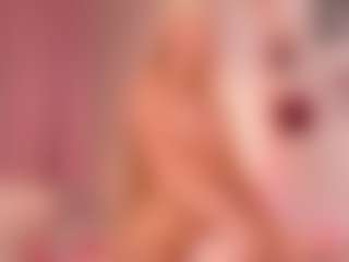 elara-vee's Live Sex Cam Show