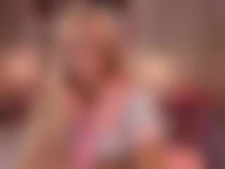 elara-vee's Live Sex Cam Show