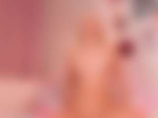 elara-vee's Live Sex Cam Show