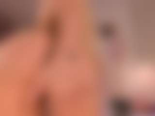 elara-vee's Live Sex Cam Show