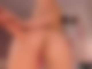 Live cam show with elara-vee - Skinny White on Camsoda Late Night