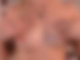 elara-vee's Live Sex Cam Show