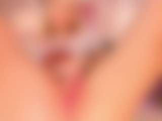 elara-vee's Live Sex Cam Show