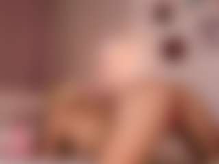 elara-vee's Live Sex Cam Show