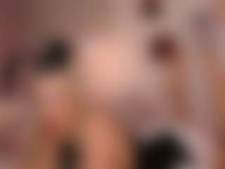 elara-vee's Live Sex Cam Show