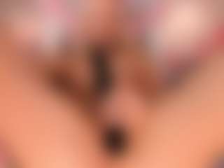 Live cam show with elara-vee - Gray Eyes on Free Soda