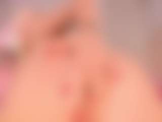 elara-vee's Live Sex Cam Show