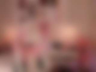 elara-vee's Live Sex Cam Show
