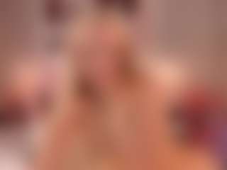 elara-vee's Live Sex Cam Show