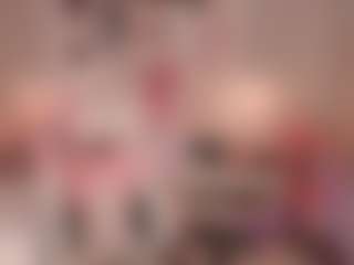 elara-vee's Live Sex Cam Show