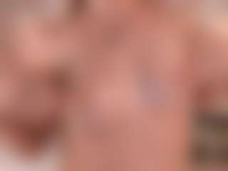 elara-vee's Live Sex Cam Show