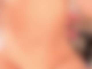 elara-vee's Live Sex Cam Show