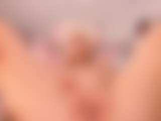 elara-vee's Live Sex Cam Show