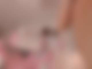 elara-vee's Live Sex Cam Show