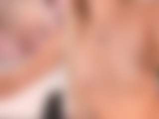 elara-vee's Live Sex Cam Show