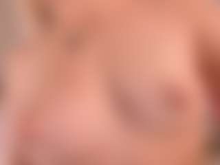 elara-vee's Live Sex Cam Show
