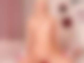 elara-vee's Live Sex Cam Show