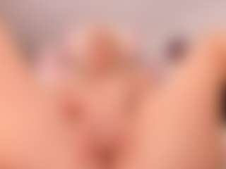 elara-vee's Live Sex Cam Show