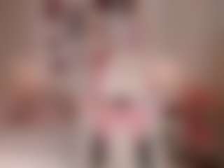 elara-vee's Live Sex Cam Show