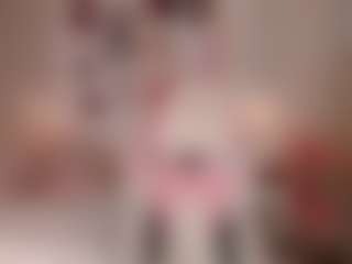 elara-vee's Live Sex Cam Show