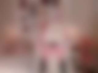 elara-vee's Live Sex Cam Show