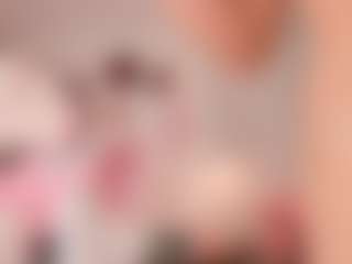 elara-vee's Live Sex Cam Show