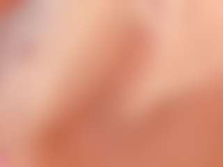 elara-vee's Live Sex Cam Show