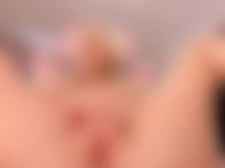 elara-vee's Live Sex Cam Show
