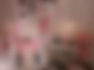 elara-vee's Live Sex Cam Show