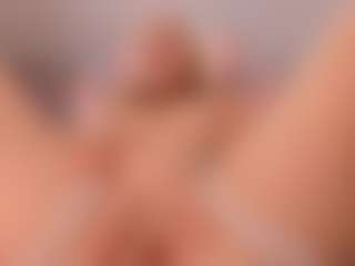 elara-vee's Live Sex Cam Show