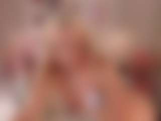 Live cam show with elara-vee - Gray Eyes on Streamer API