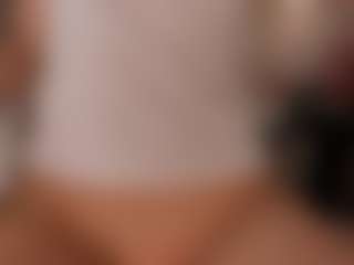 Live cam show with elara-vee - Blonde Hair Shaved Pussy on Streamer API