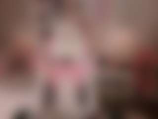 elara-vee's Live Sex Cam Show