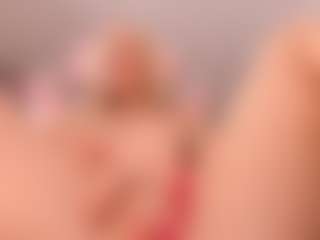 elara-vee's Live Sex Cam Show