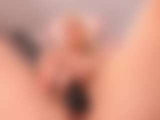 Live cam show with elara-vee - Squirt on boobsie.com