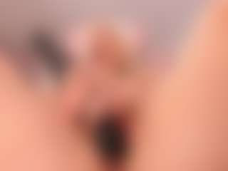 elara-vee's Live Sex Cam Show