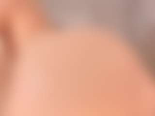 elara-vee's Live Sex Cam Show