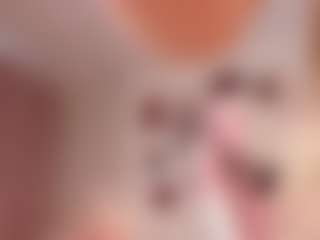 elara-vee's Live Sex Cam Show