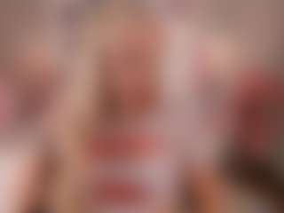 Live cam show with elara-vee - Petite on Camsoda