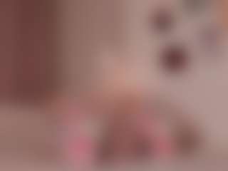 elara-vee's Live Sex Cam Show