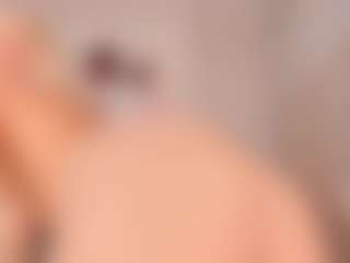 elara-vee's Live Sex Cam Show