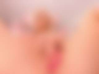 elara-vee's Live Sex Cam Show