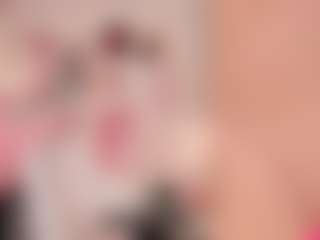 elara-vee's Live Sex Cam Show