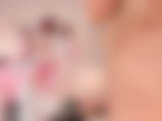 elara-vee's Live Sex Cam Show