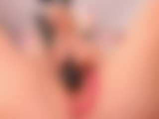 elara-vee's Live Sex Cam Show