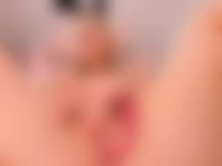 elara-vee's Live Sex Cam Show