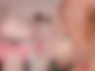 elara-vee's Live Sex Cam Show