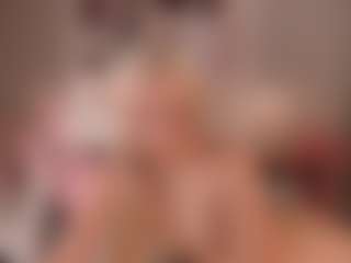 elara-vee's Live Sex Cam Show