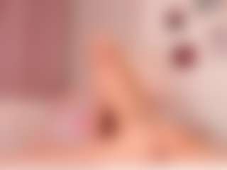 elara-vee's Live Sex Cam Show