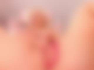 elara-vee's Live Sex Cam Show